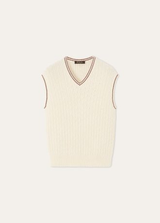 Augusta Vest