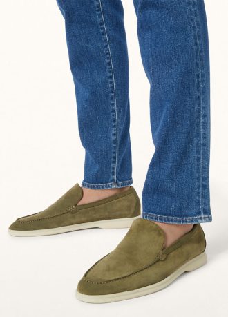 mocasini de var pentru plimbri 1 11 330x459 - Mocasini de vară pentru plimbări