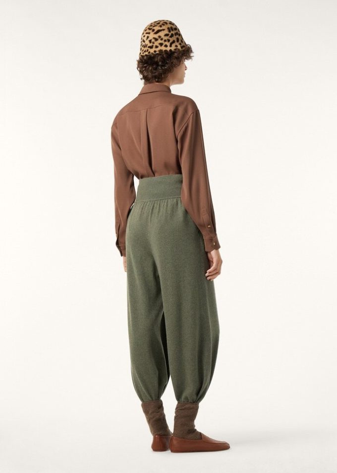 Pantaloni clasici Pantaloni clasici