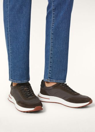 Pantofi sport de weekend pentru plimbări