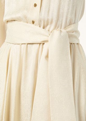 Rochie Nevis