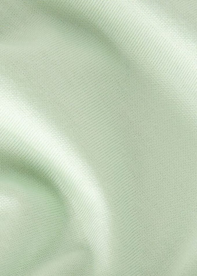 Tricou cu mesajul „Darul regilor” de la Kim