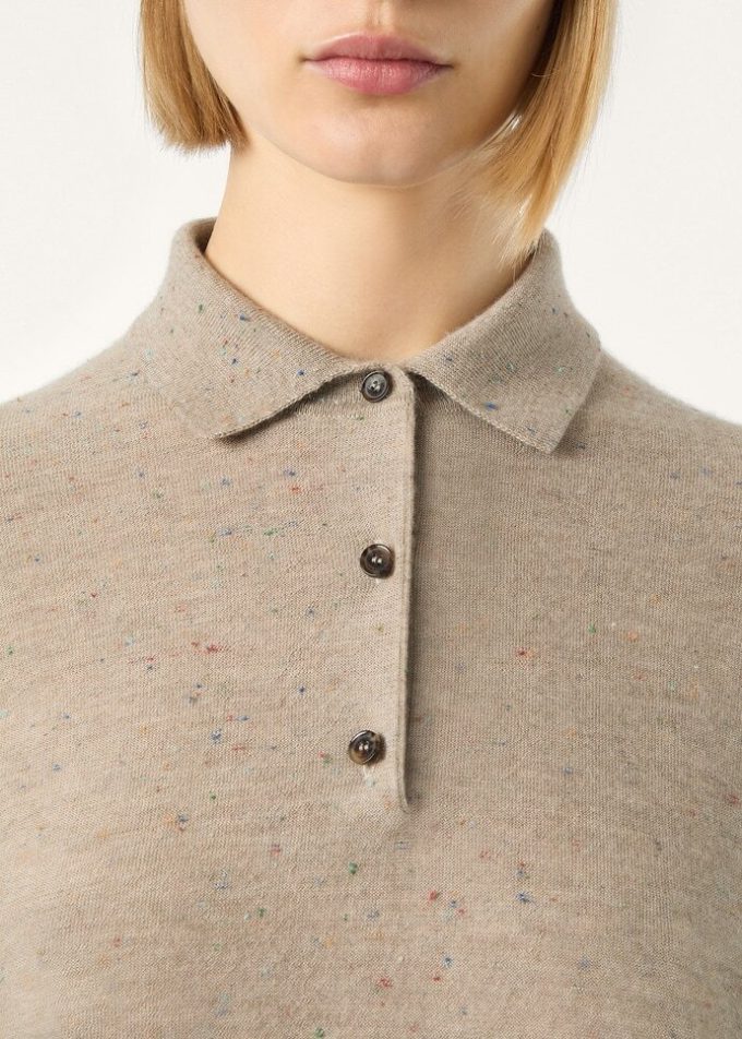 Tricou polo cu fructe de soc